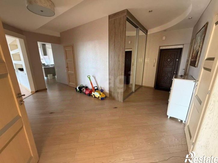 3-комн квартира Екатерининская улица, 23,  д. 23