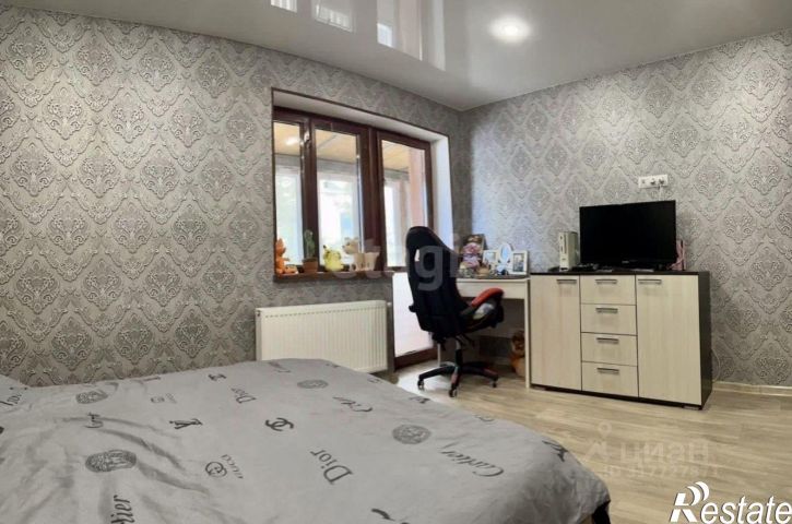 5-комн квартира улица Воровского, 19,  д. 19