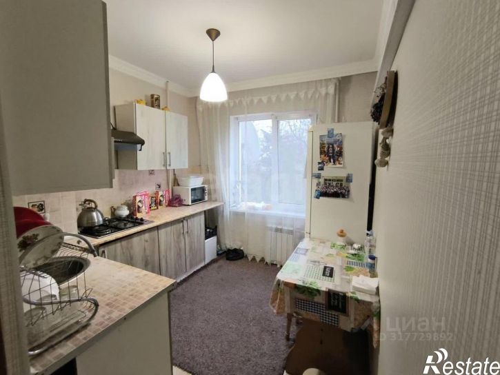 2-комн квартира улица 60 лет Октября, 17,  д. 17