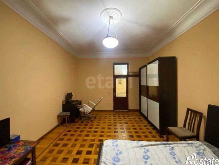 3-комн квартира Сторожевой переулок, 3,  д. 3