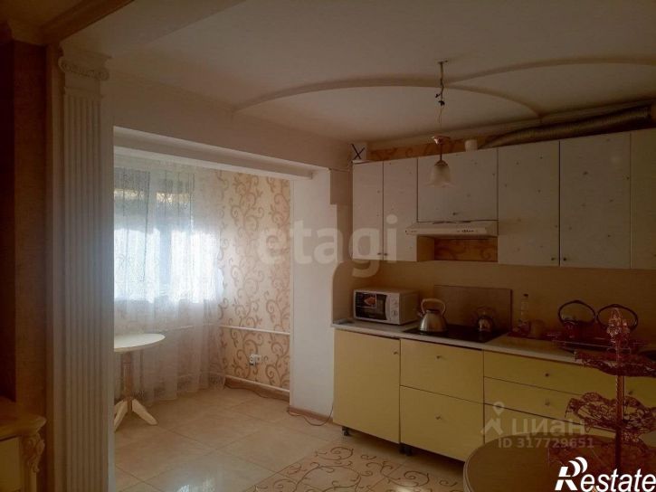 3-комн квартира ул Баррикадная, 65,  д. 65