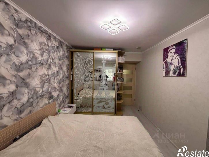 2-комн квартира Таврическая улица, 23,  д. 23