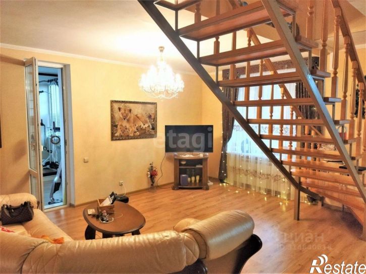 5-комн квартира ул Стрелковая, 101,  д. 101