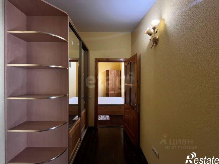 3-комн квартира улица Будённого, 33Б,  д. 33Б