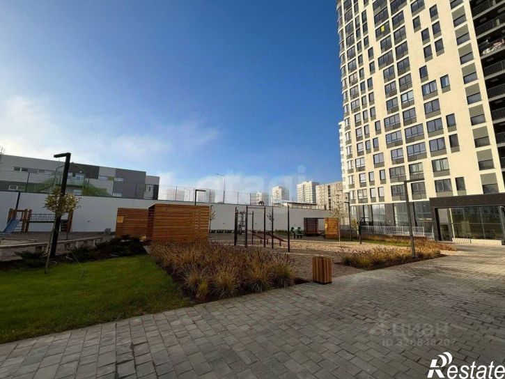 2-комн квартира проспект Александра Суворова, 101,  д. 101