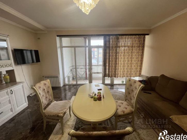 2-комн квартира улица Поповкина, 35,  д. 35