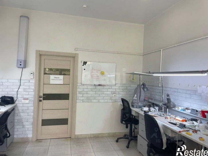 Помещение свободного назначения ул И.Гаспринского, 9,  д. 9