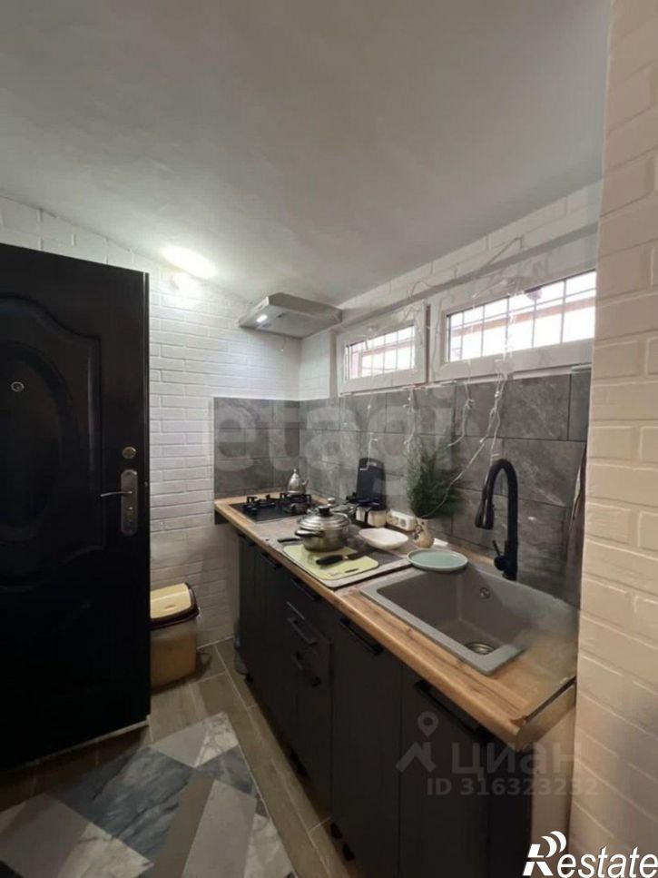 2-комн квартира ул Таврическая, 21,  д. 21