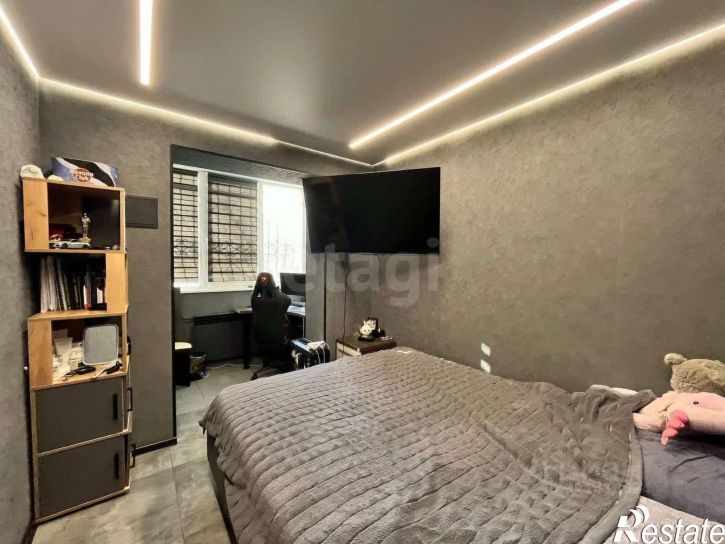 3-комн квартира ул Баррикадная, 65,  д. 65