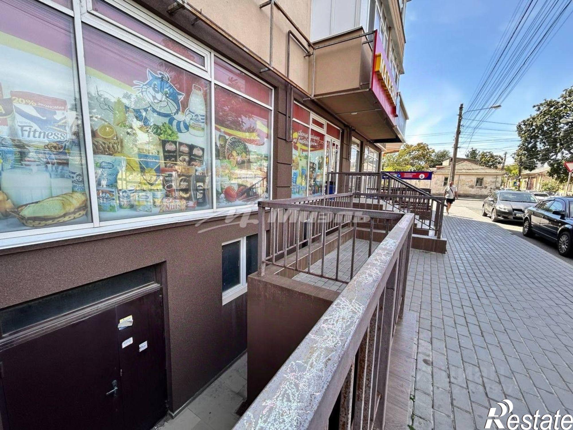 Сдать офис, помещение под офис за 30 000 рублей на улица Крылова, 36