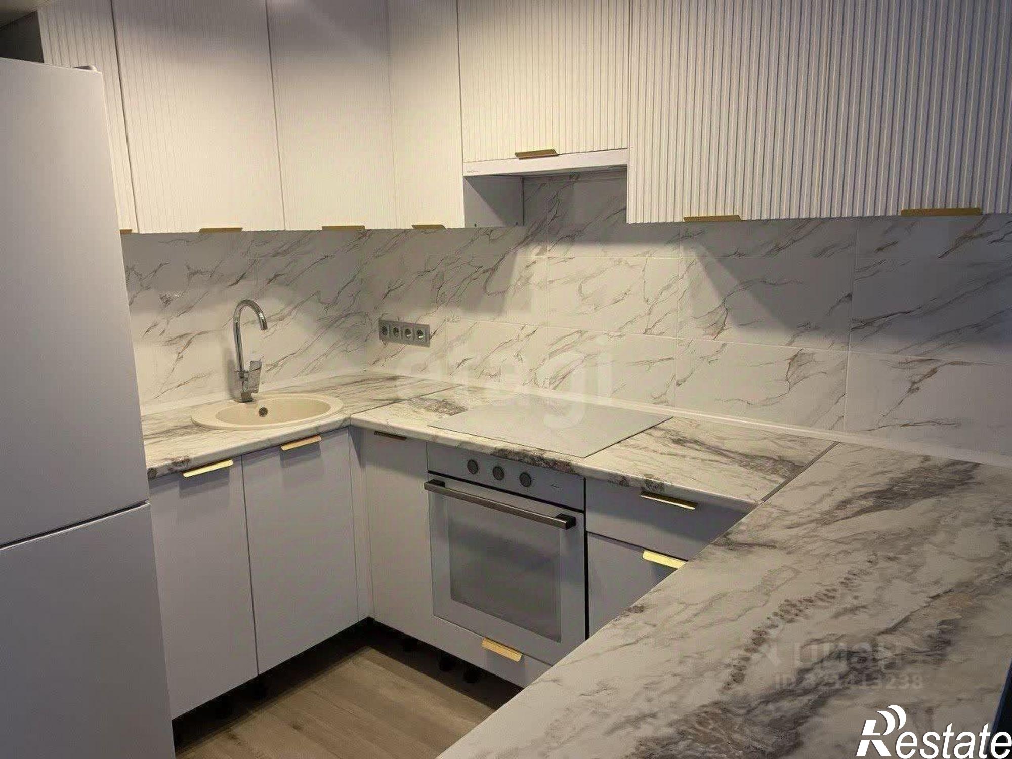 Купить квартиру за 9 700 000 рублей на Мраморный пер, 19