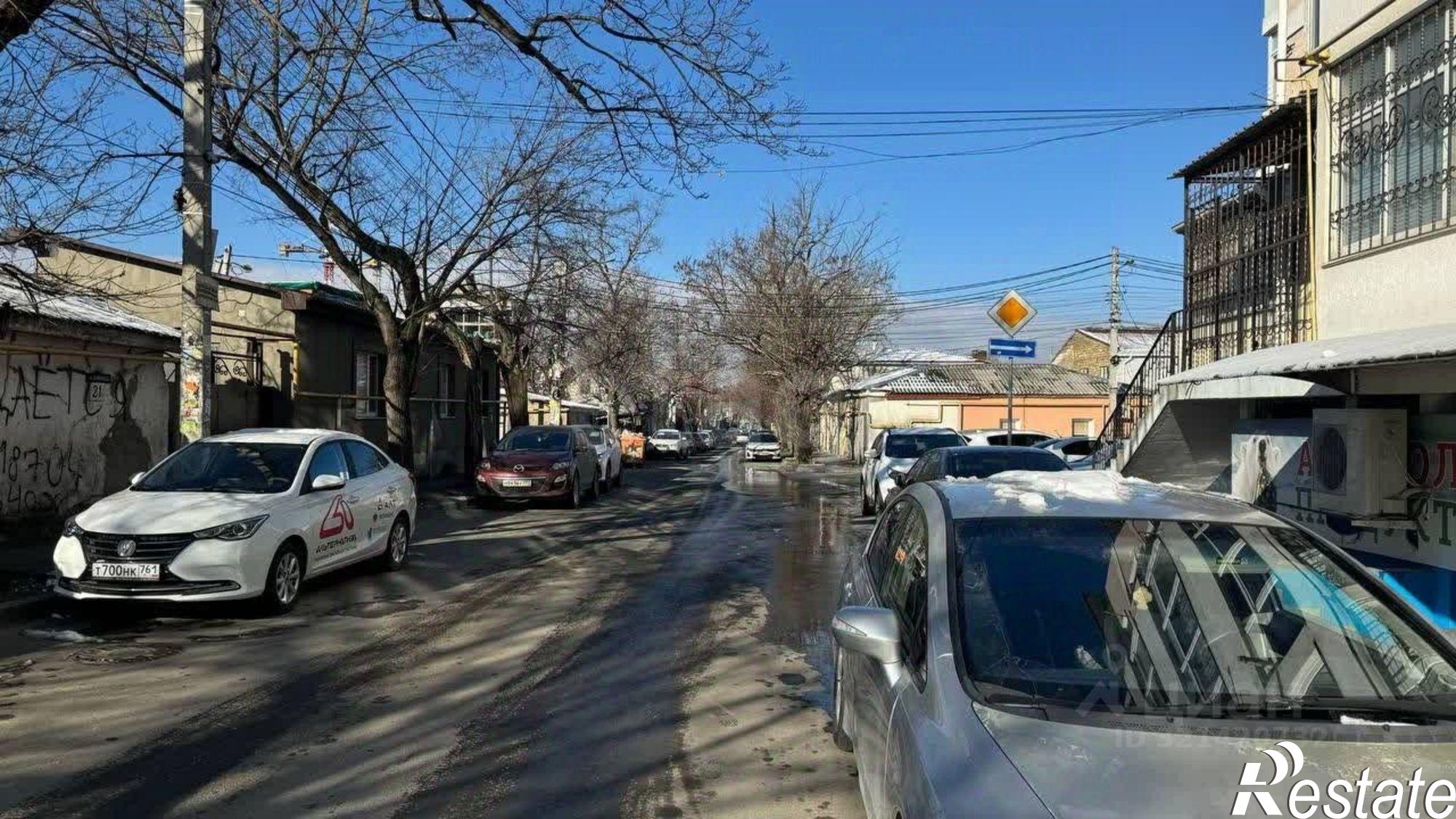 Купить офис, помещение под офис за 9 800 040 рублей на Училищная улица, 30