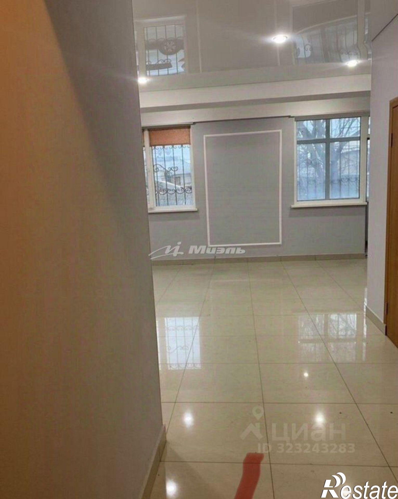 Купить помещение свободного назначения за 9 800 040 рублей на Училищная улица, 22