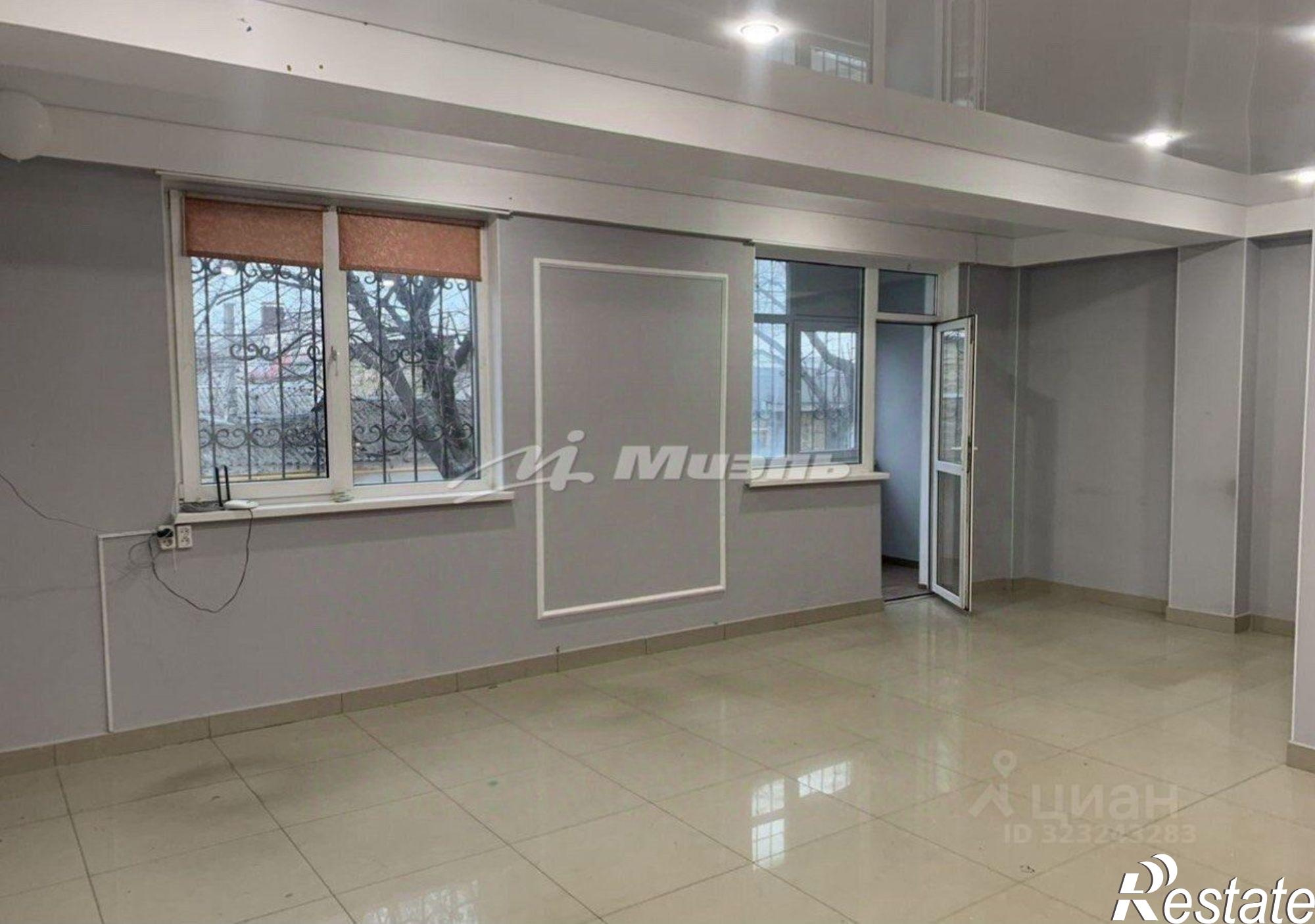 Купить помещение свободного назначения за 9 800 040 рублей на Училищная улица, 22