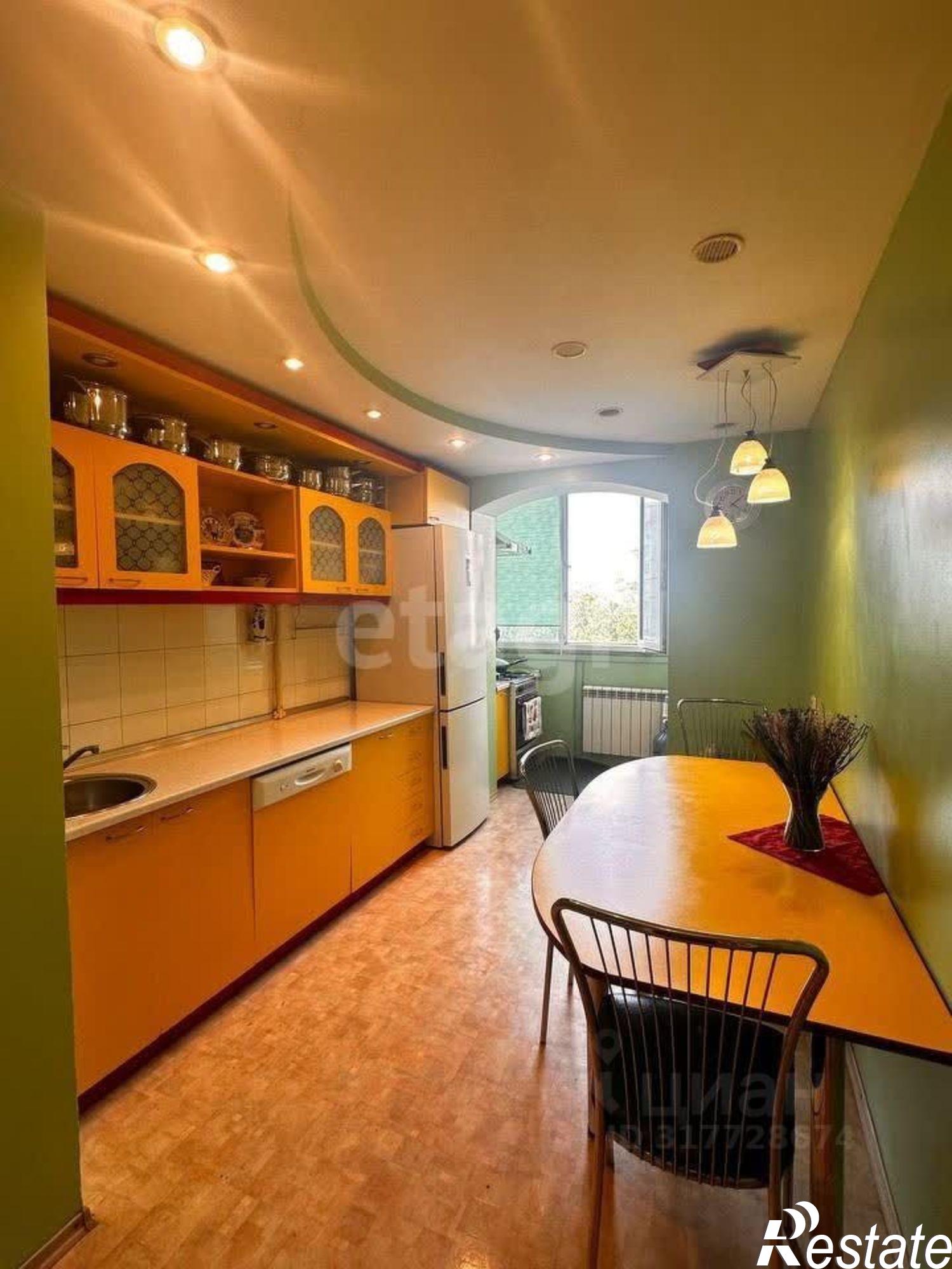 Купить квартиру за 11 000 000 рублей на проспект Победы, 334