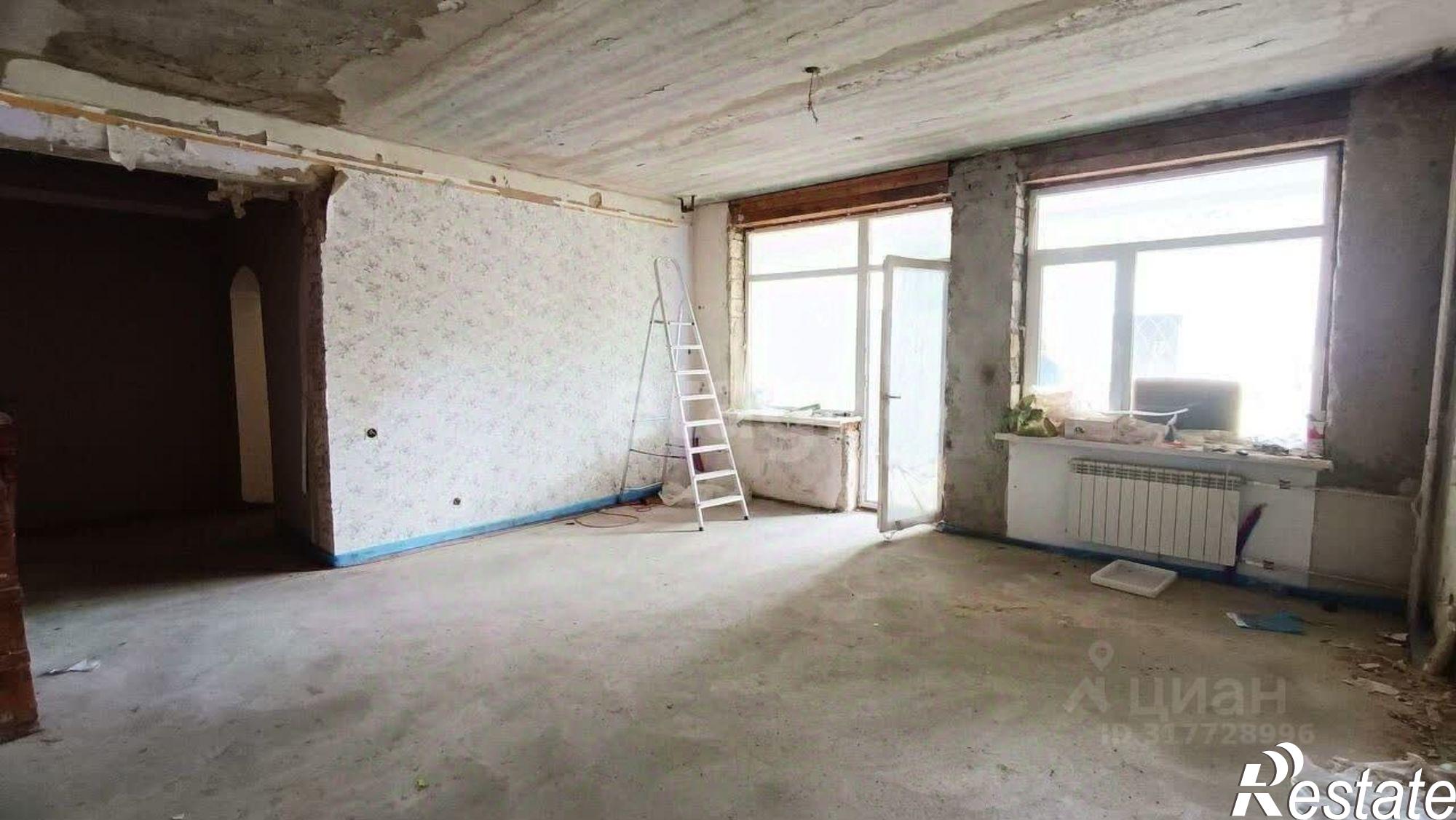 Купить квартиру за 28 000 000 рублей на ул Беспалова, 49