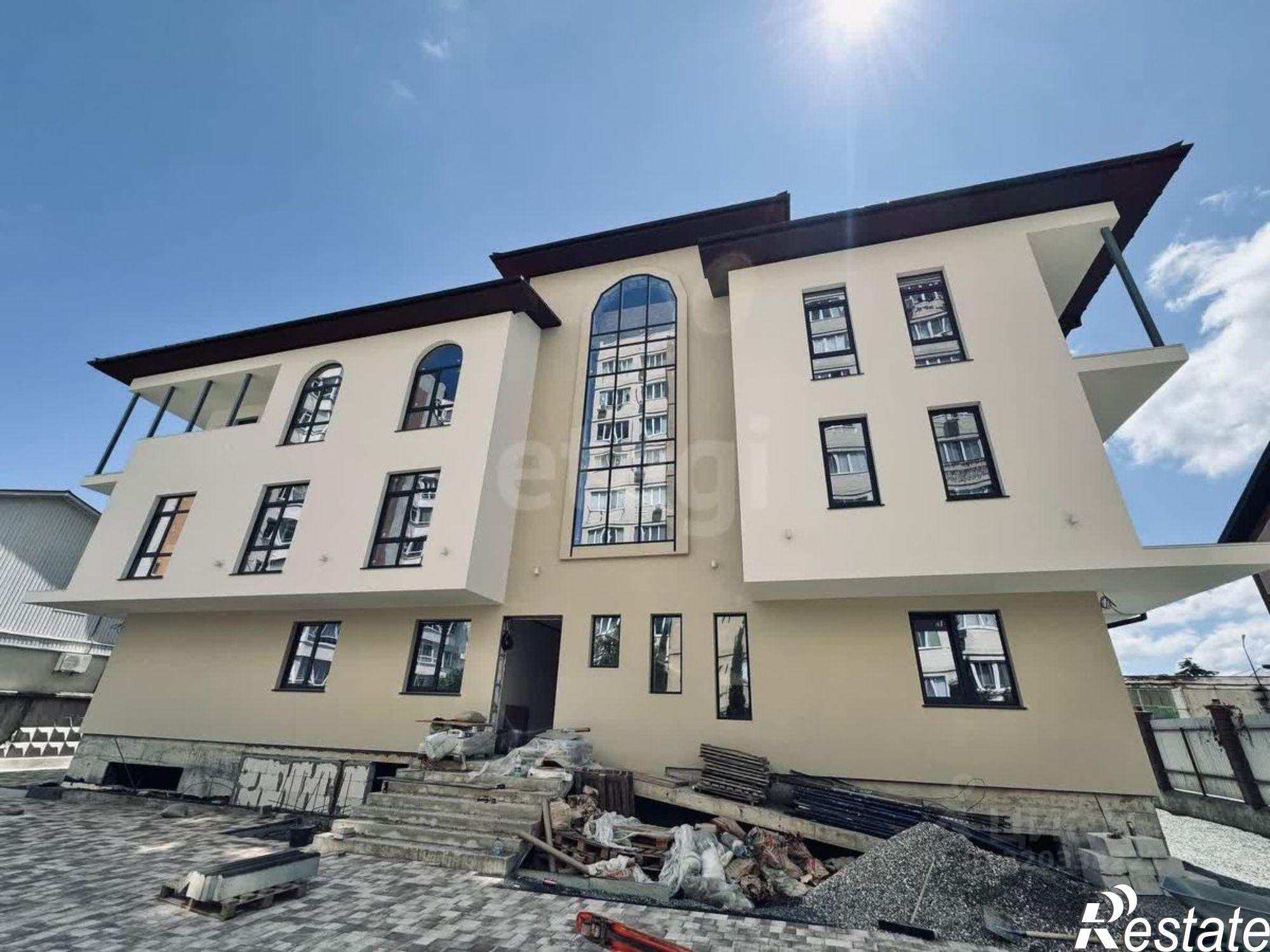 Купить квартиру за 17 100 000 рублей на улица Батурина, 18