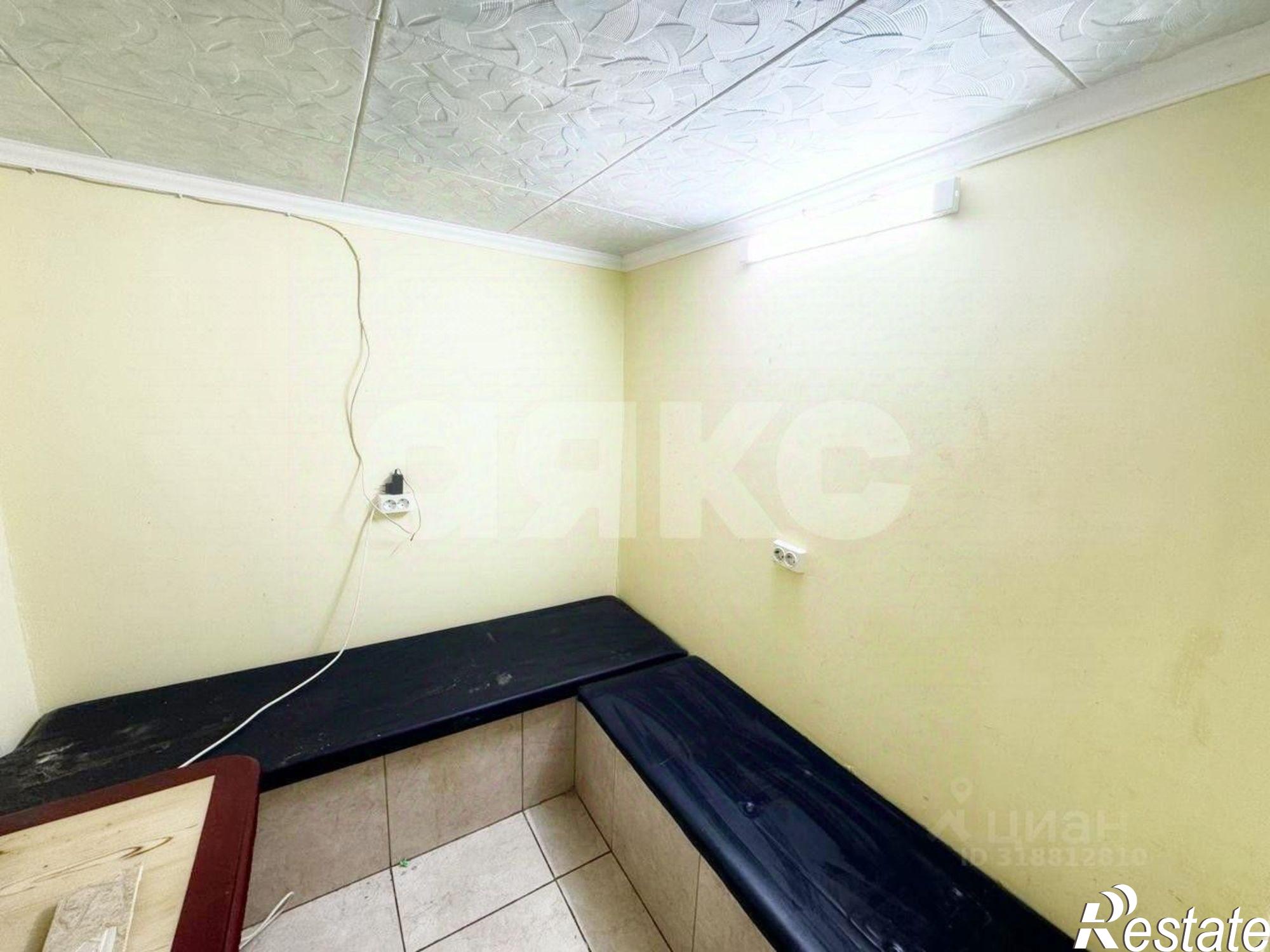 Купить помещение свободного назначения за 7 490 070 рублей на ул Балаклавская, 131