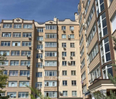 офис 60 кв м, этаж 1/10 улица Крылова, 36