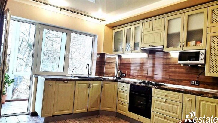 2-комн квартира улица Толстого, 9,  д. 9