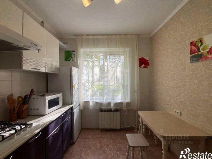 2-комн квартира улица Лермонтова, 13А,  д. 13А