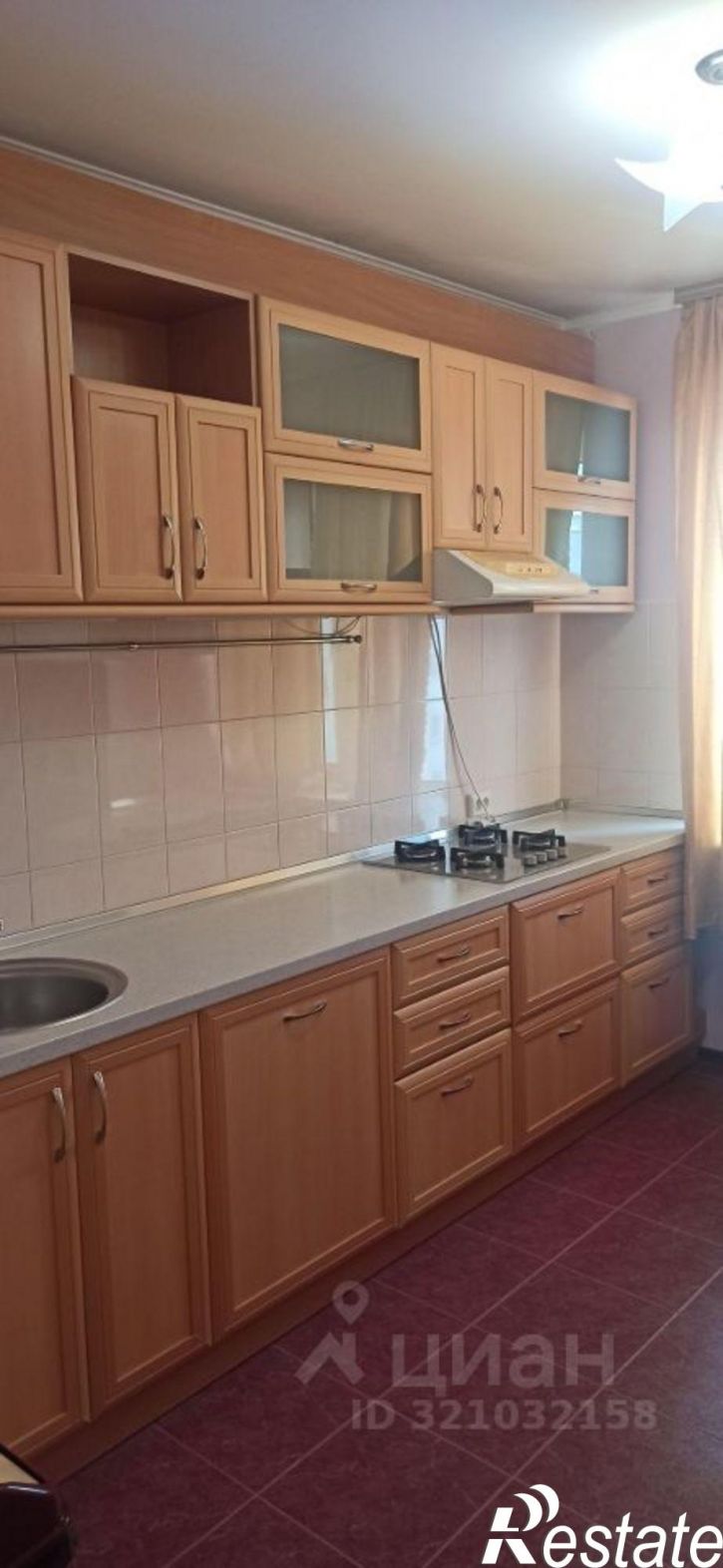 3-комн квартира ул 60 лет Октября, 20,  д. 20