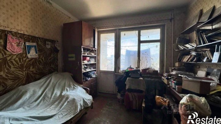 3-комн квартира улица 60 лет Октября, 17,  д. 17