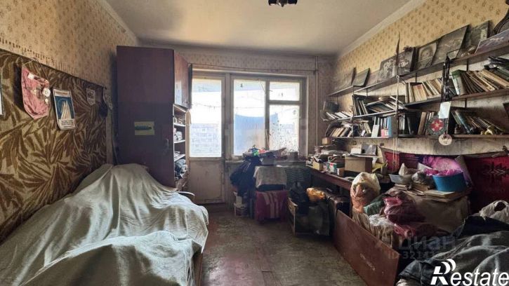 3-комн квартира улица 60 лет Октября, 17,  д. 17