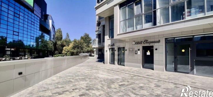 2-комн квартира ул Набережная имени 60-летия СССР, 46,  д. 46