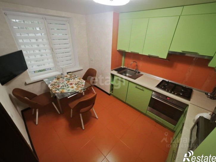 3-комн квартира улица Крылова, 128/28,  д. 128/28