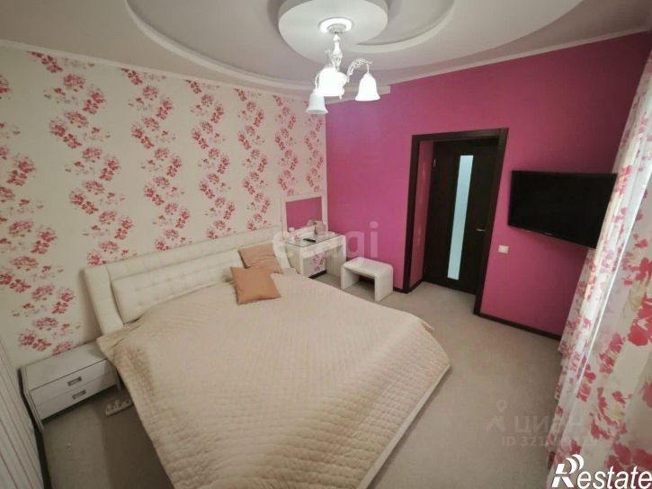 3-комн квартира улица Крылова, 128/28,  д. 128/28