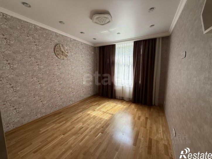 4-комн квартира Гурзуфская улица, 16А,  д. 16А