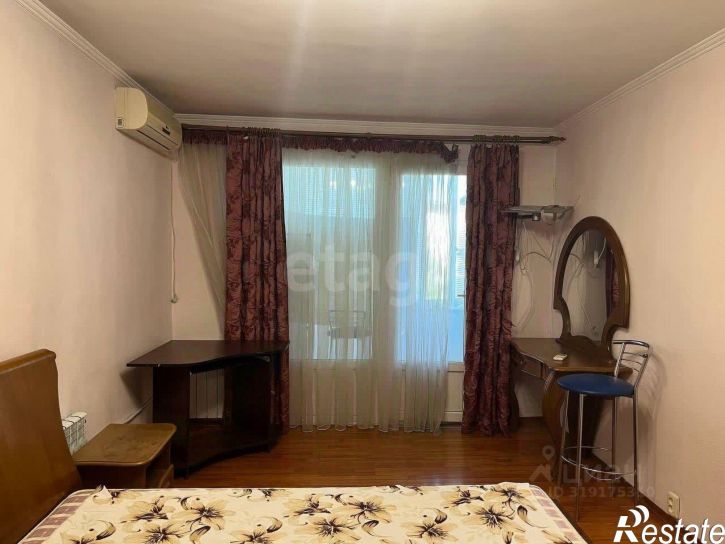 3-комн квартира ул Залесская, 44,  д. 44