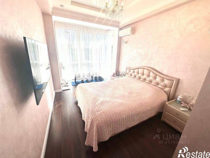 3-комн квартира улица Крылова, 128/28,  д. 128/28