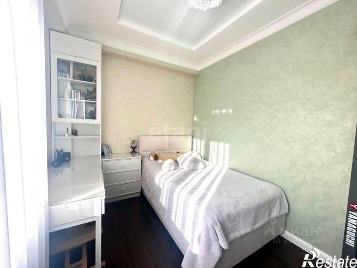 3-комн квартира улица Крылова, 128/28,  д. 128/28