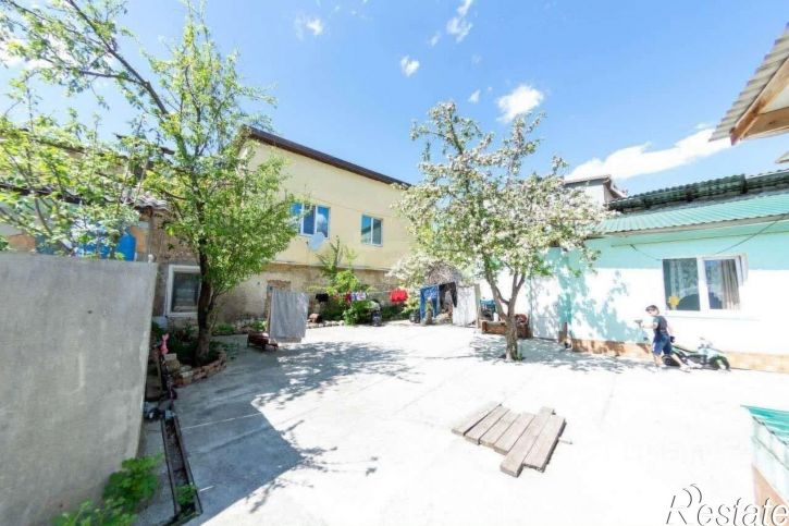 6-комн квартира улица Володарского, 16,  д. 16