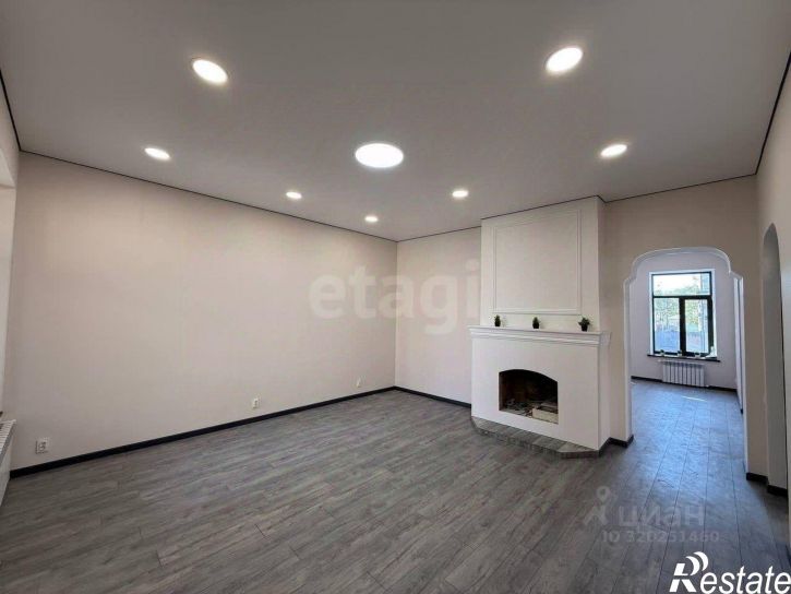 4-комн квартира улица Желябова, 26,  д. 26