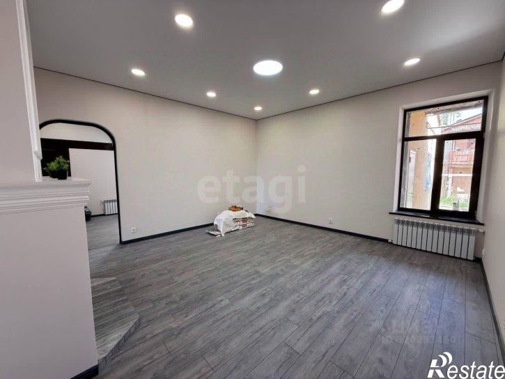 4-комн квартира улица Желябова, 26,  д. 26