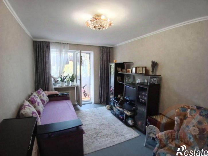 3-комн квартира улица Гагарина, 16,  д. 16