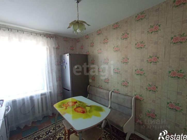 3-комн квартира ул Большевика Попова, 6,  д. 6