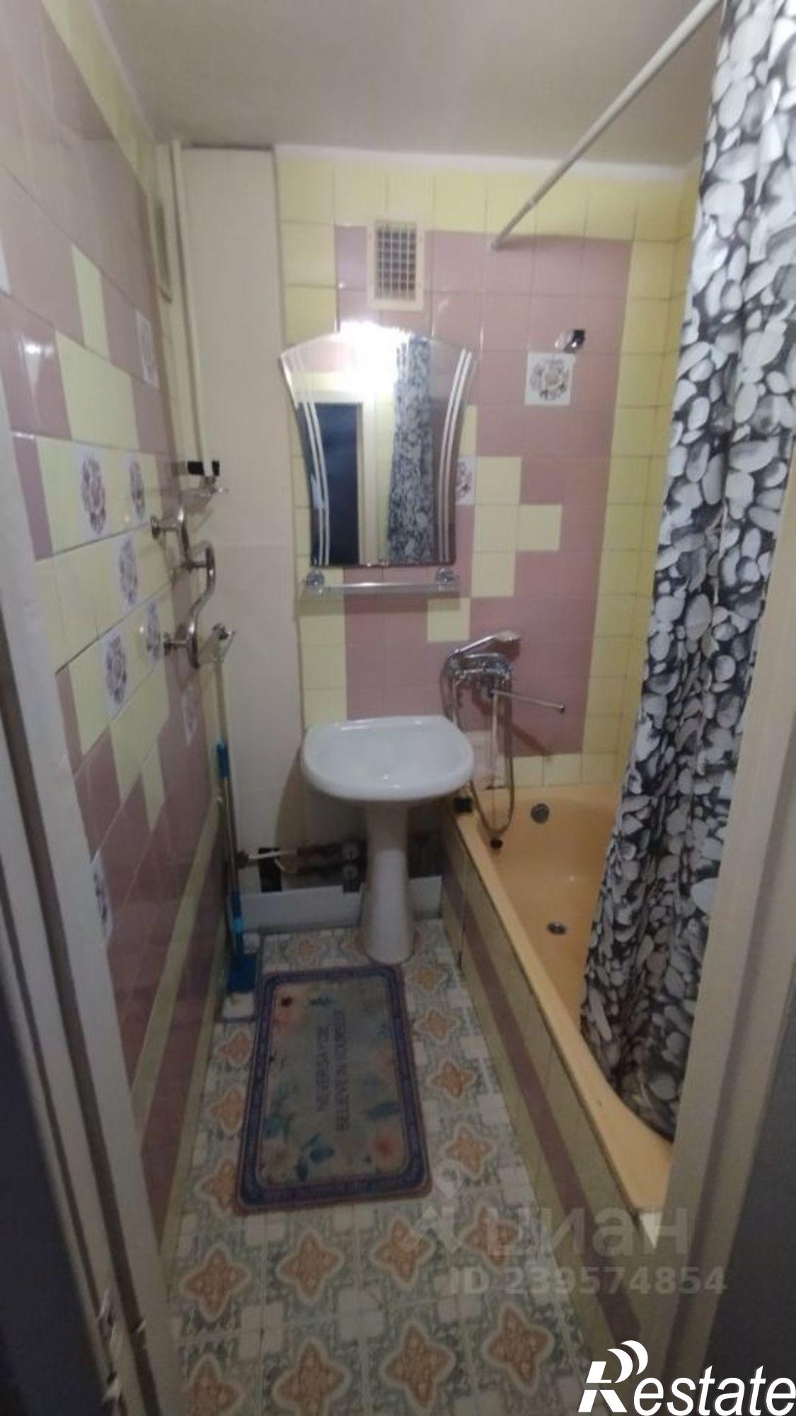 Купить квартиру за 10 850 000 рублей на улица Тренёва, 8