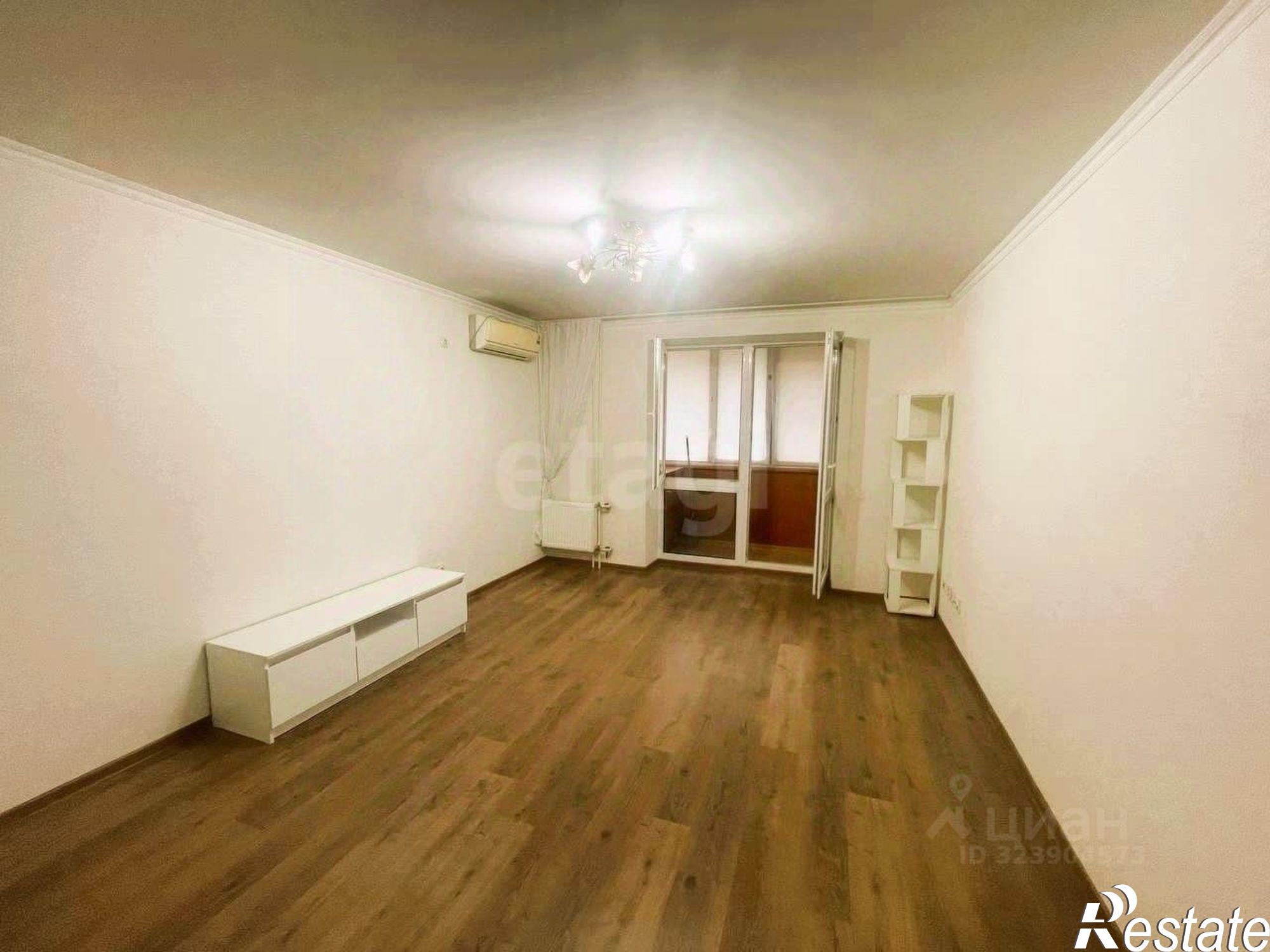 Купить квартиру за 12 000 000 рублей на ул Аллейная, 4