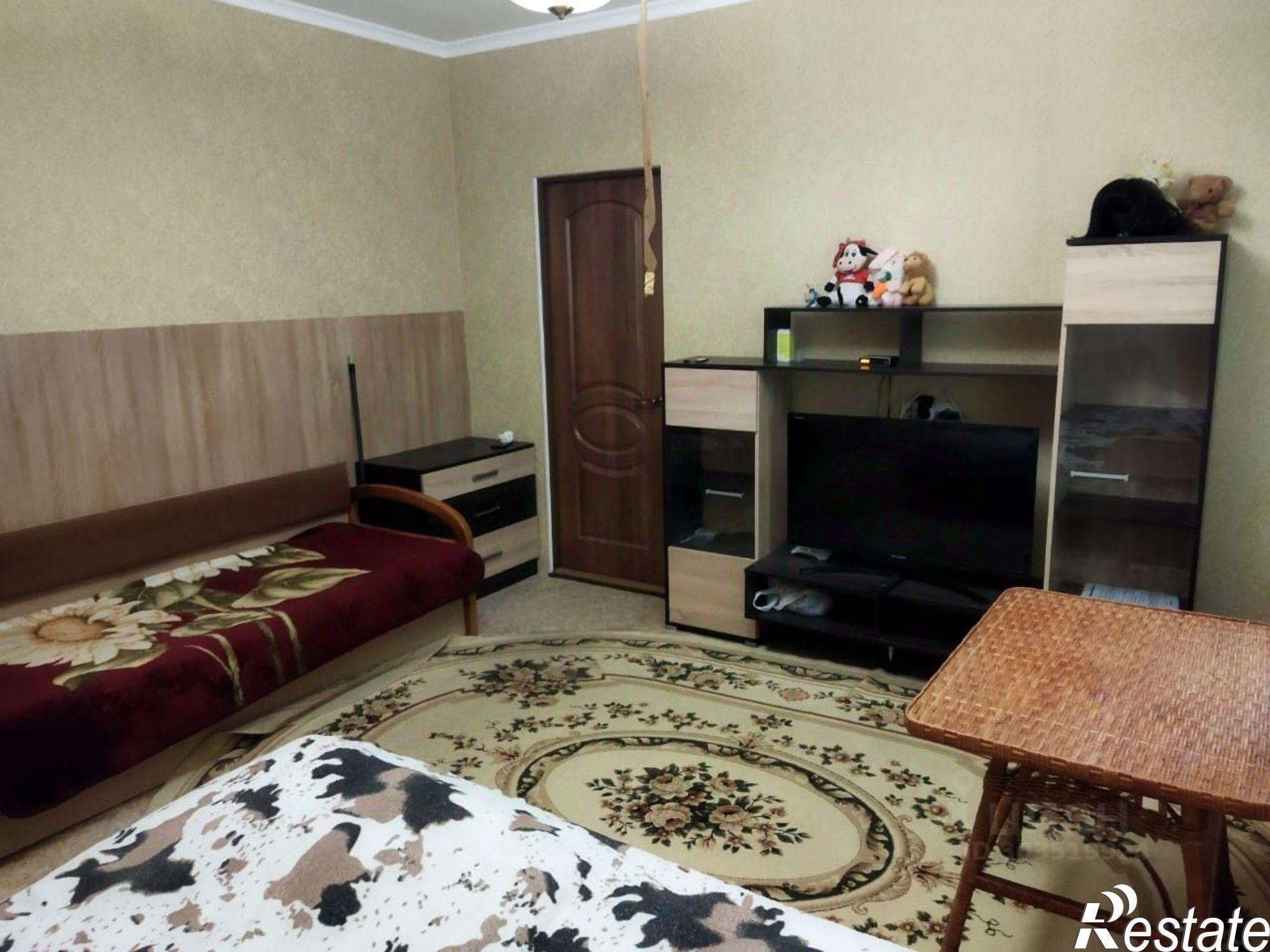 Сдать дачу, дом, коттедж за 28 000 рублей на ул Хаджи-Герай, 33