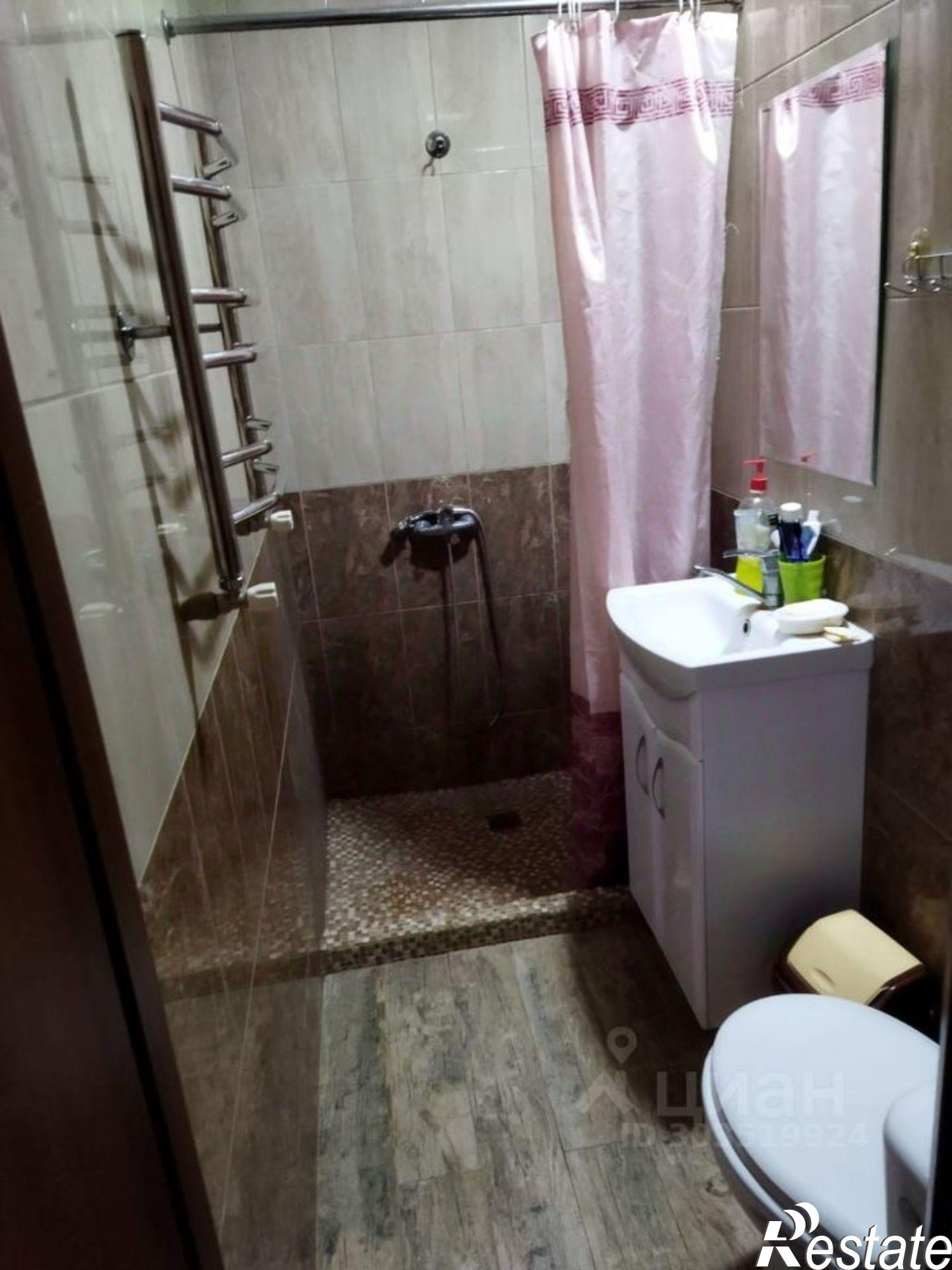 Сдать дачу, дом, коттедж за 28 000 рублей на ул Хаджи-Герай, 33