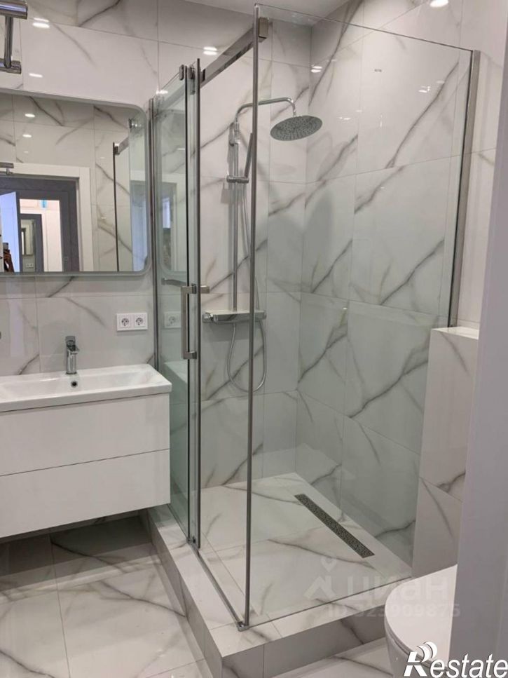 1-комн квартира пр-кт Александра Суворова, 101,  д. 101