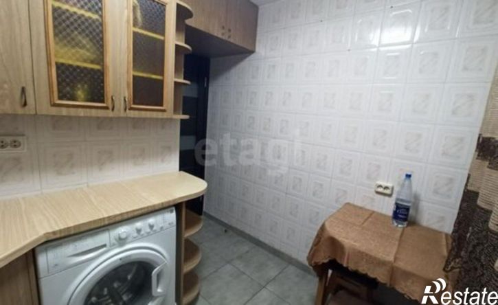 3-комн квартира пр-кт Кирова, 12а,  д. 12а