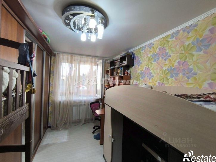 4-комн квартира ул Грэсовская, 2,  д. 2