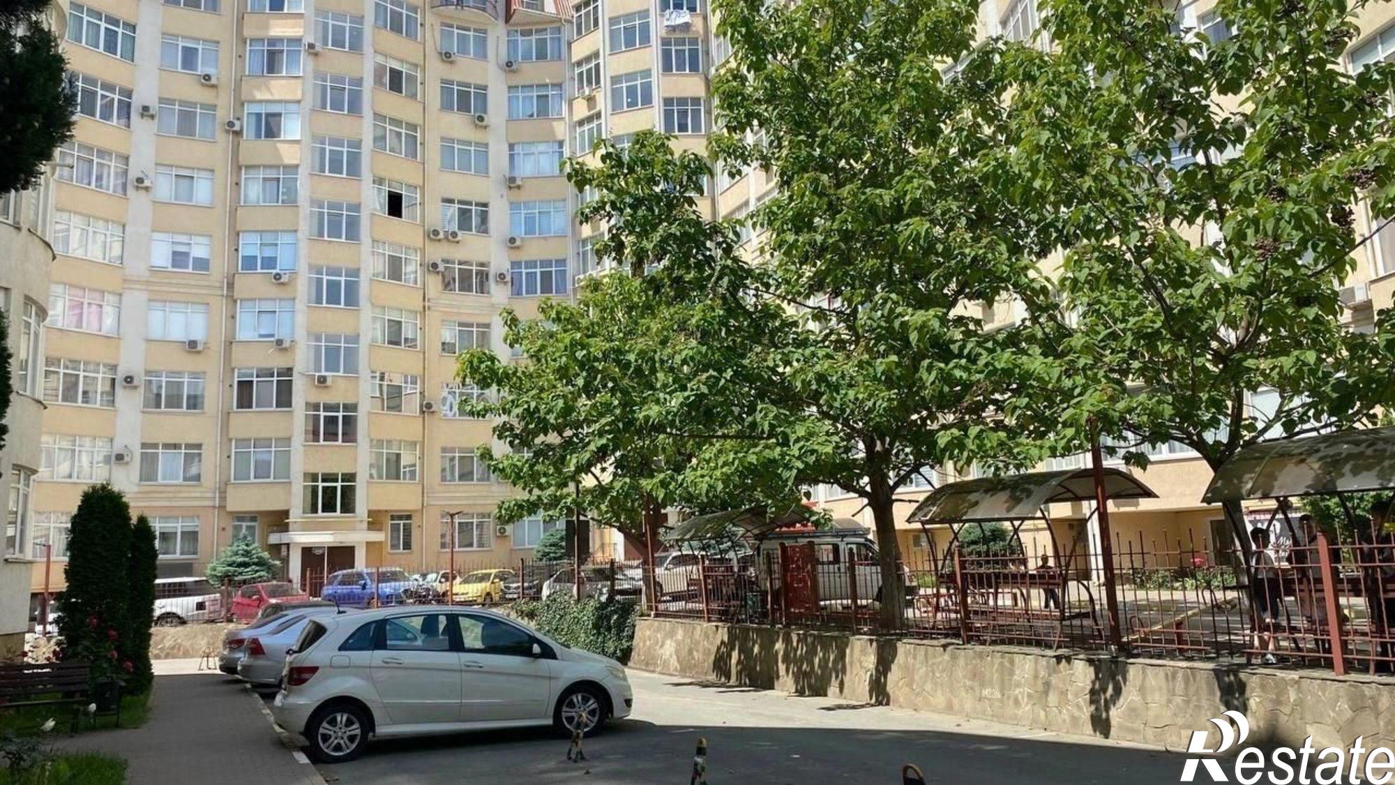 Купить квартиру за 12 500 000 рублей на Ростовская улица, 19Б