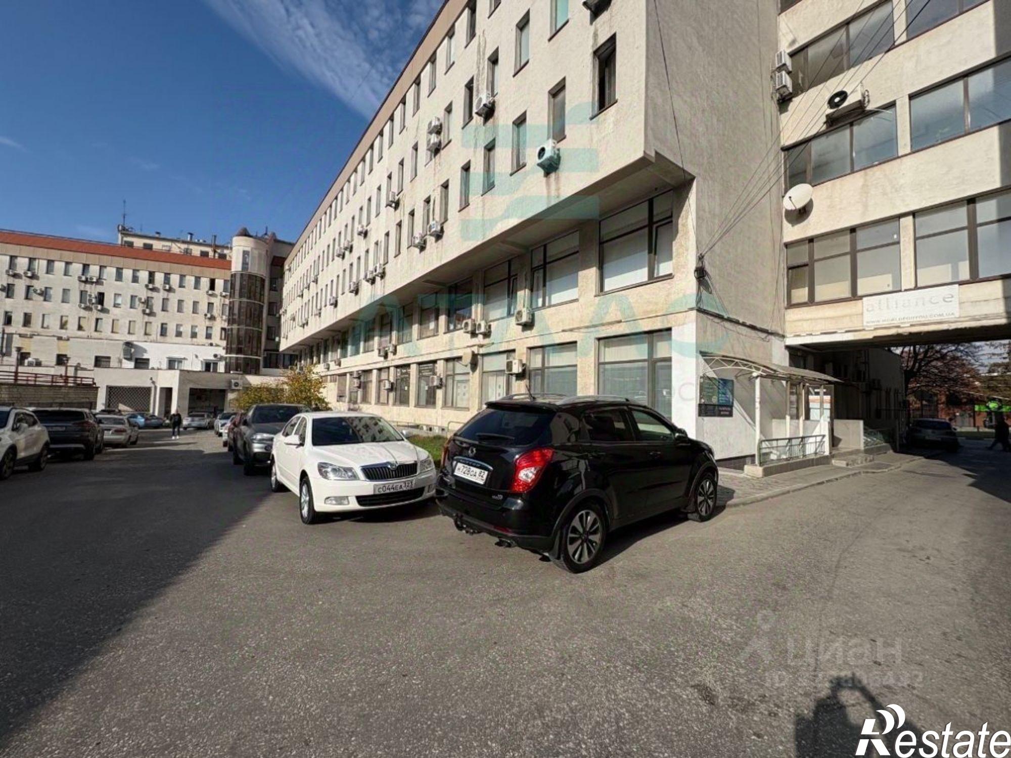 Сдать торговое помещение за 35 002 рублей на проспект Кирова, 29/1