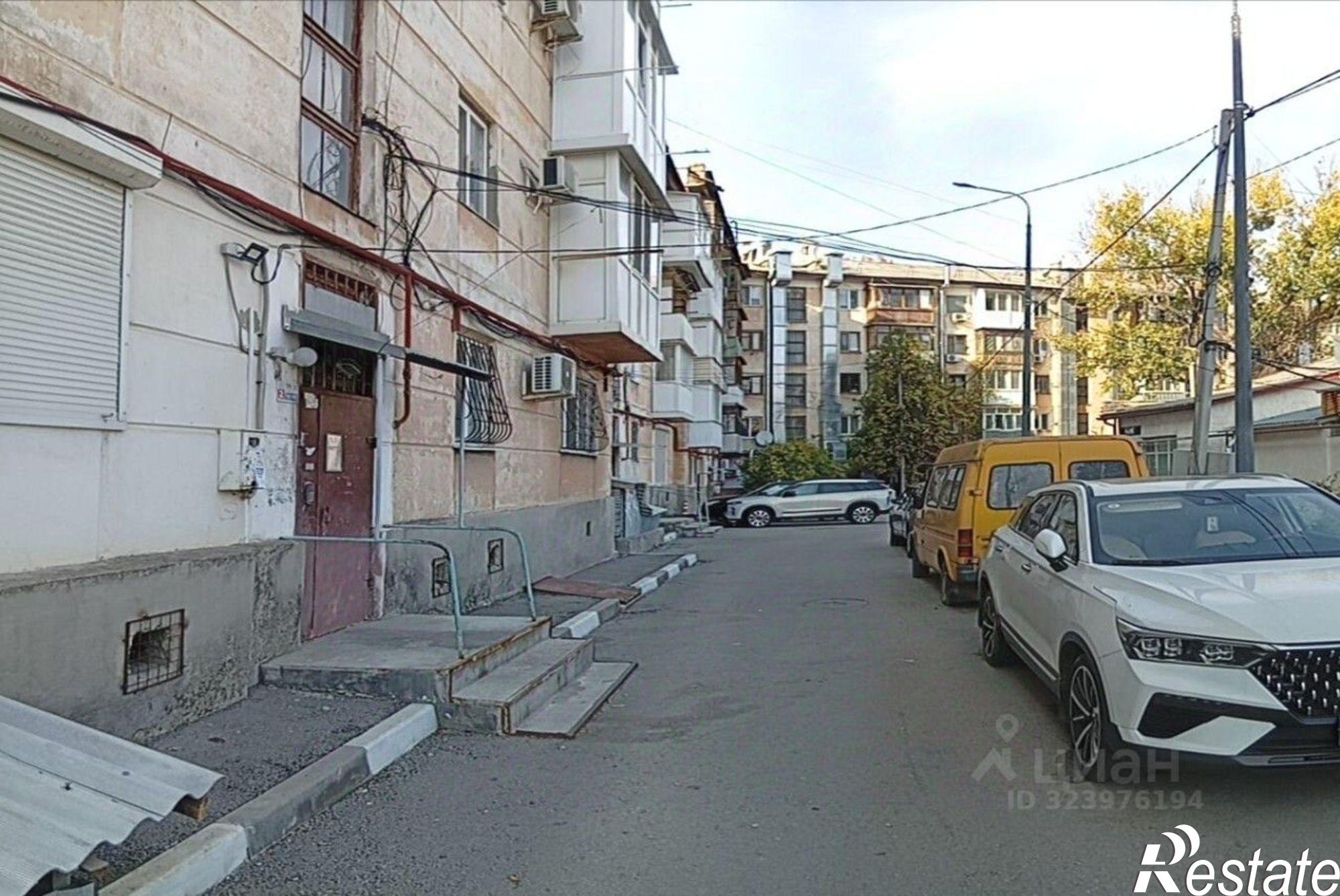 Купить квартиру за 5 000 000 рублей на Севастопольская улица, 32